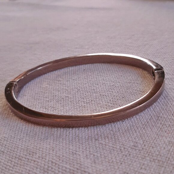 Vince Camuto Dark Shiny Bronze Rhinestone Channel Set Oval Bangle - Picture 6 of 10